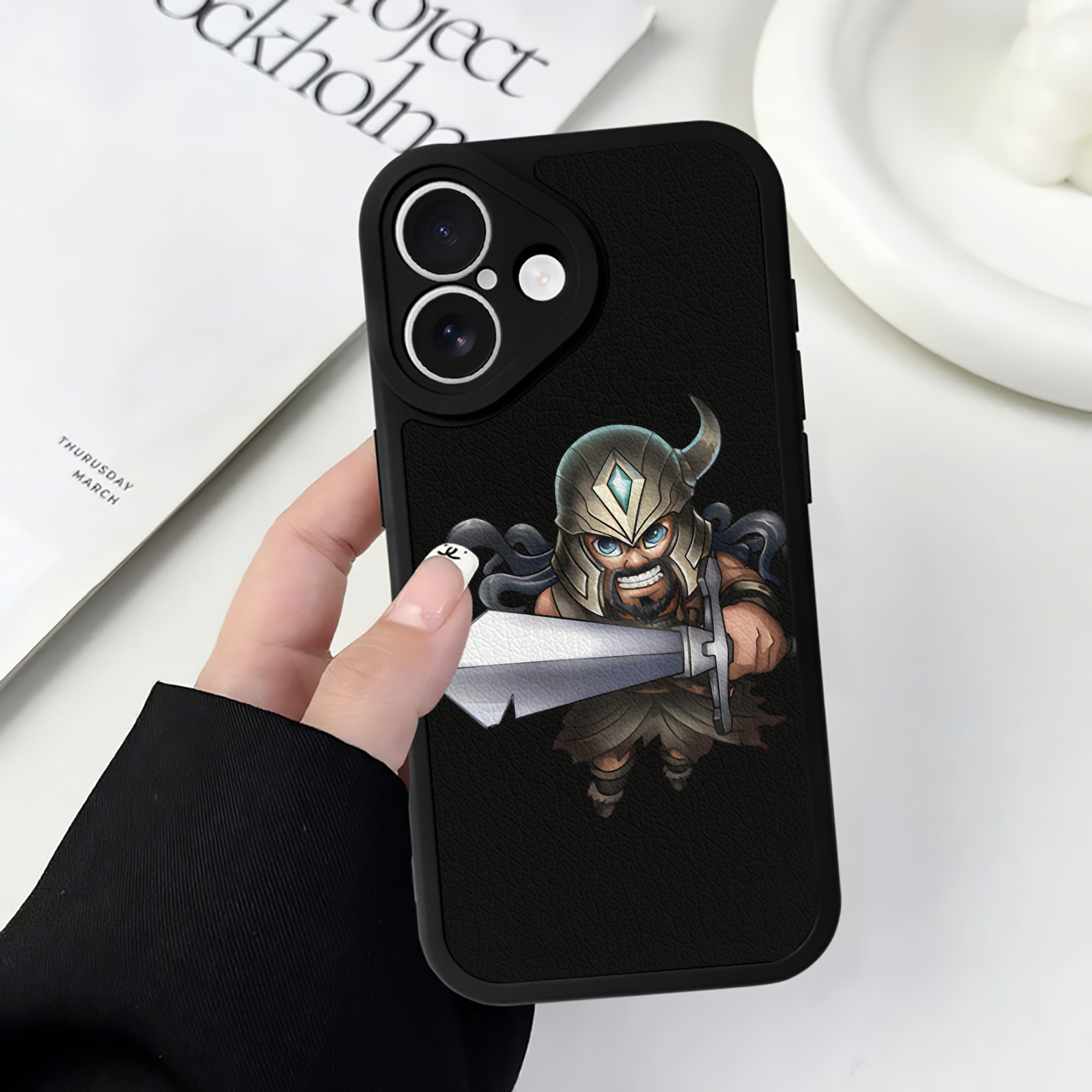 （画像用） リーグ・オブ・レジェンド League of Legends LOL 【iPhone 16シリーズ対応】シリコンスマホケース（レザー調） 材質：シリコン